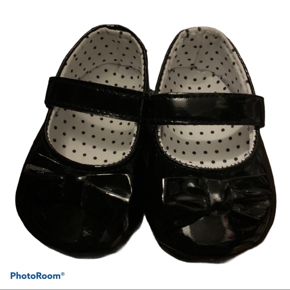 Baby Girl Shoes - Picture 2 of 4